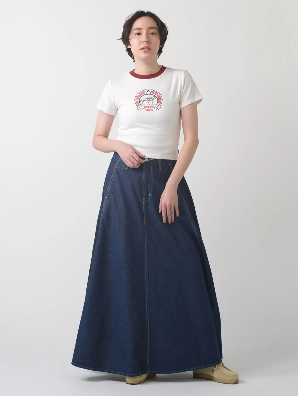エッセンシャル SPORTY Tシャツ 