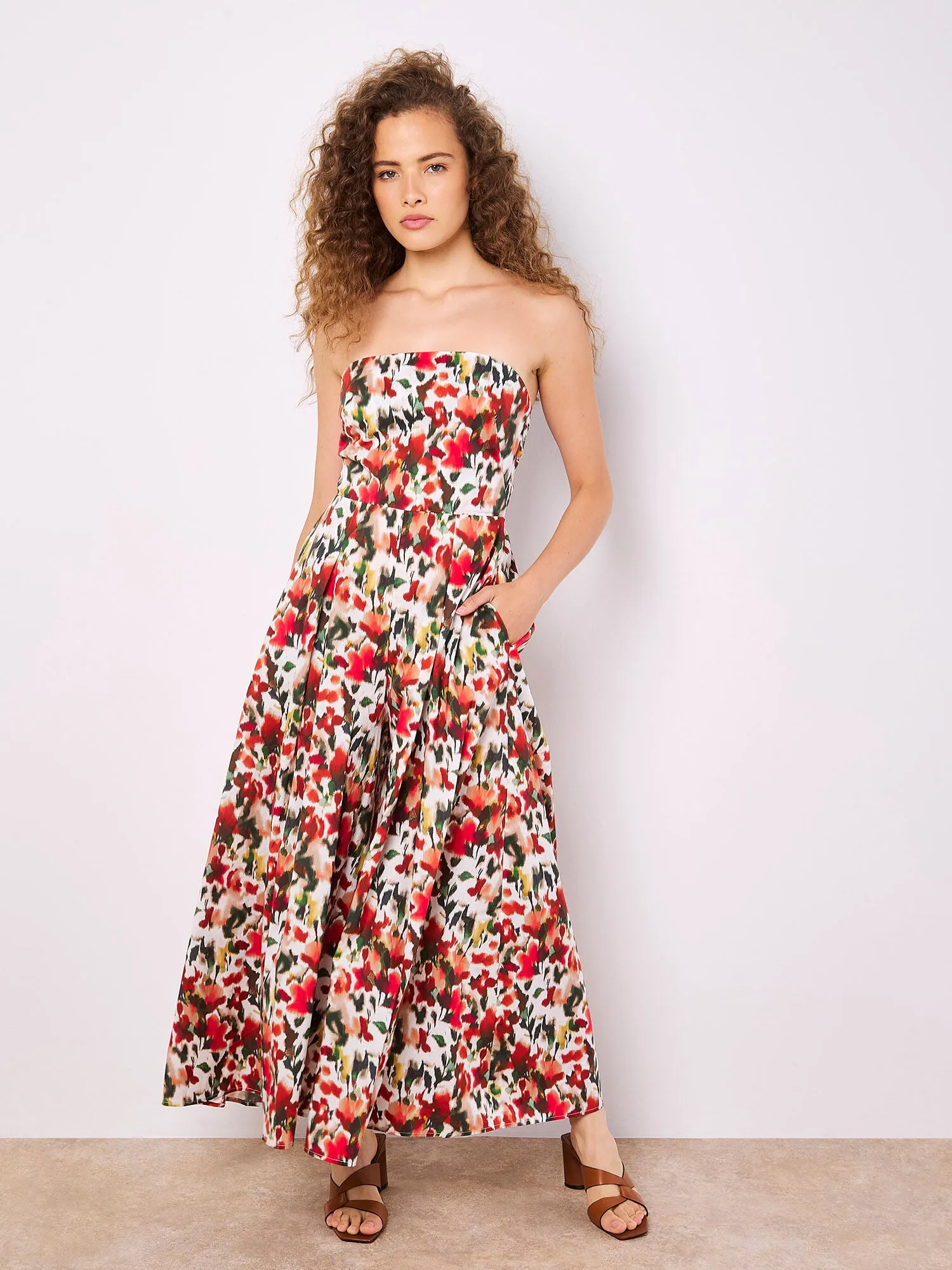 Apricot Women's Sleeveless Blurred Ikat Tie-back Palazzo Jumpsuit - Red