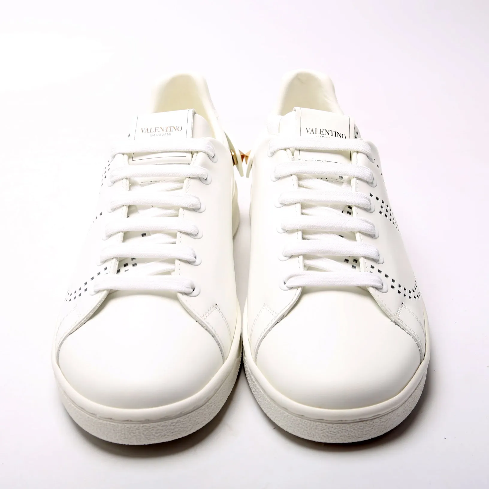 Backnet V Logo Sneakers Size 38