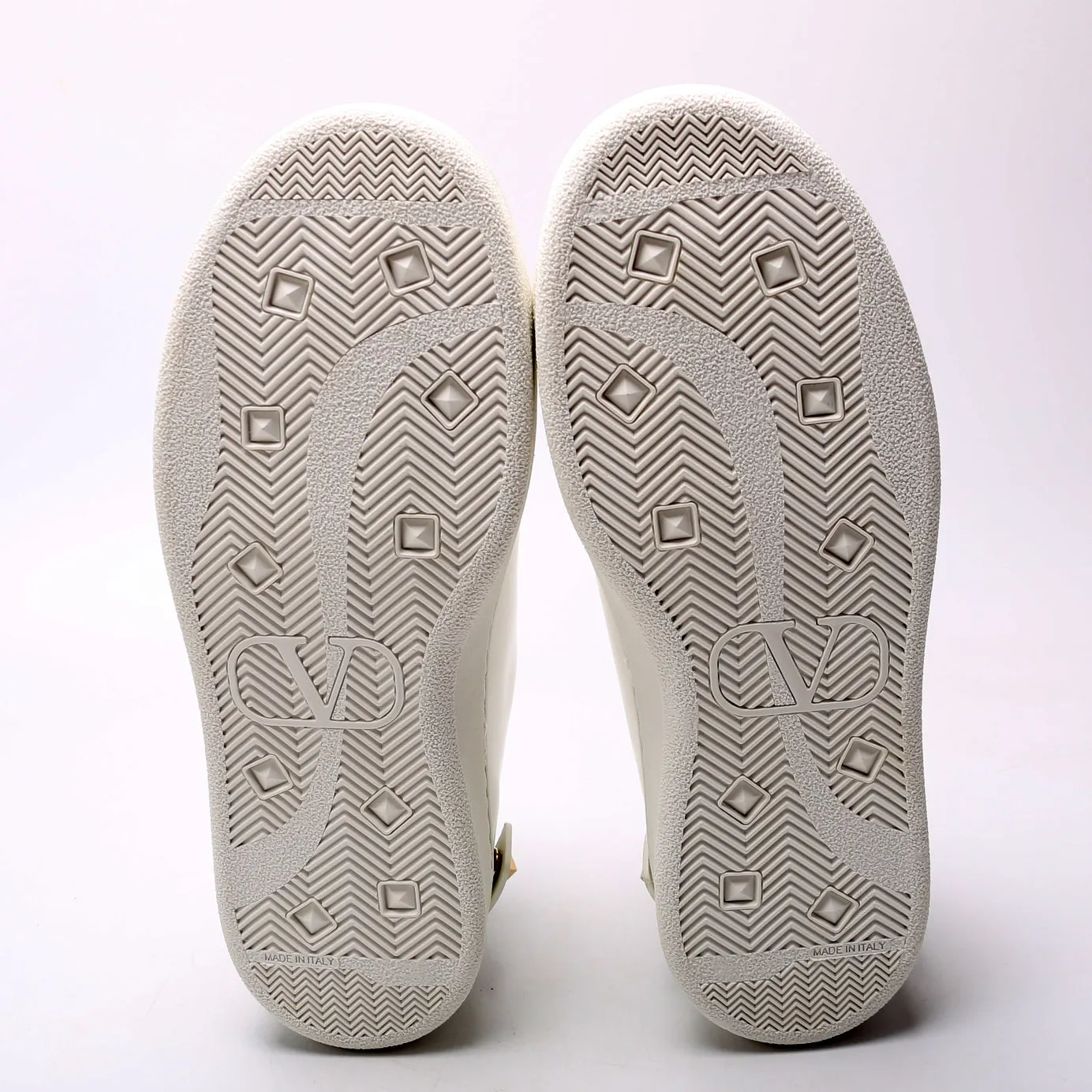 Backnet V Logo Sneakers Size 38