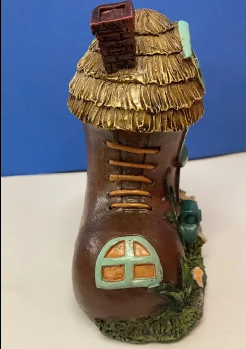 Boot Light-up House