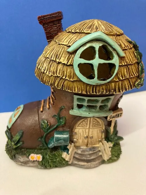 Boot Light-up House